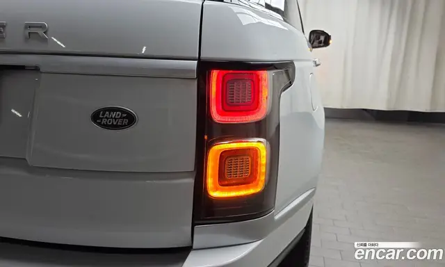 Land Rover Range Rover 2021 5.0 автомат (гидро), миниатюра 9