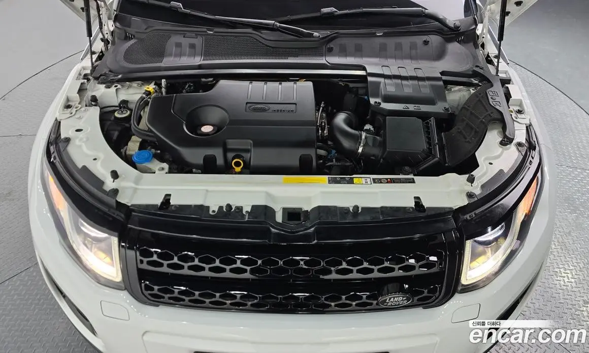 Land Rover Range Rover Evoque 2018 2.0 автомат (гидро), фото 6