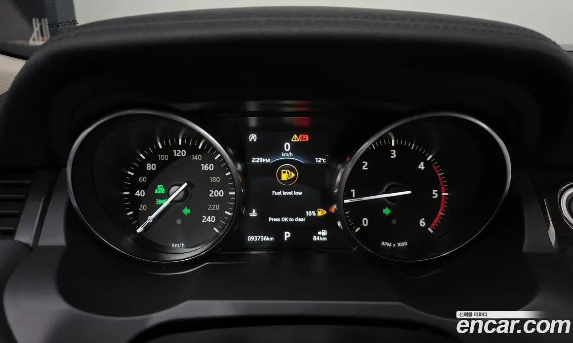 Land Rover Range Rover Evoque 2018 2.0 автомат (гидро), фото 8