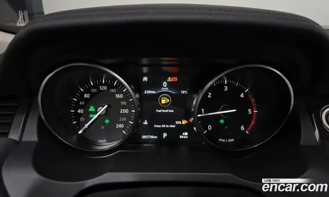 Land Rover Range Rover Evoque 2018 2.0 автомат (гидро), миниатюра 8