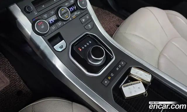 Land Rover Range Rover Evoque 2018 2.0 автомат (гидро), миниатюра 9