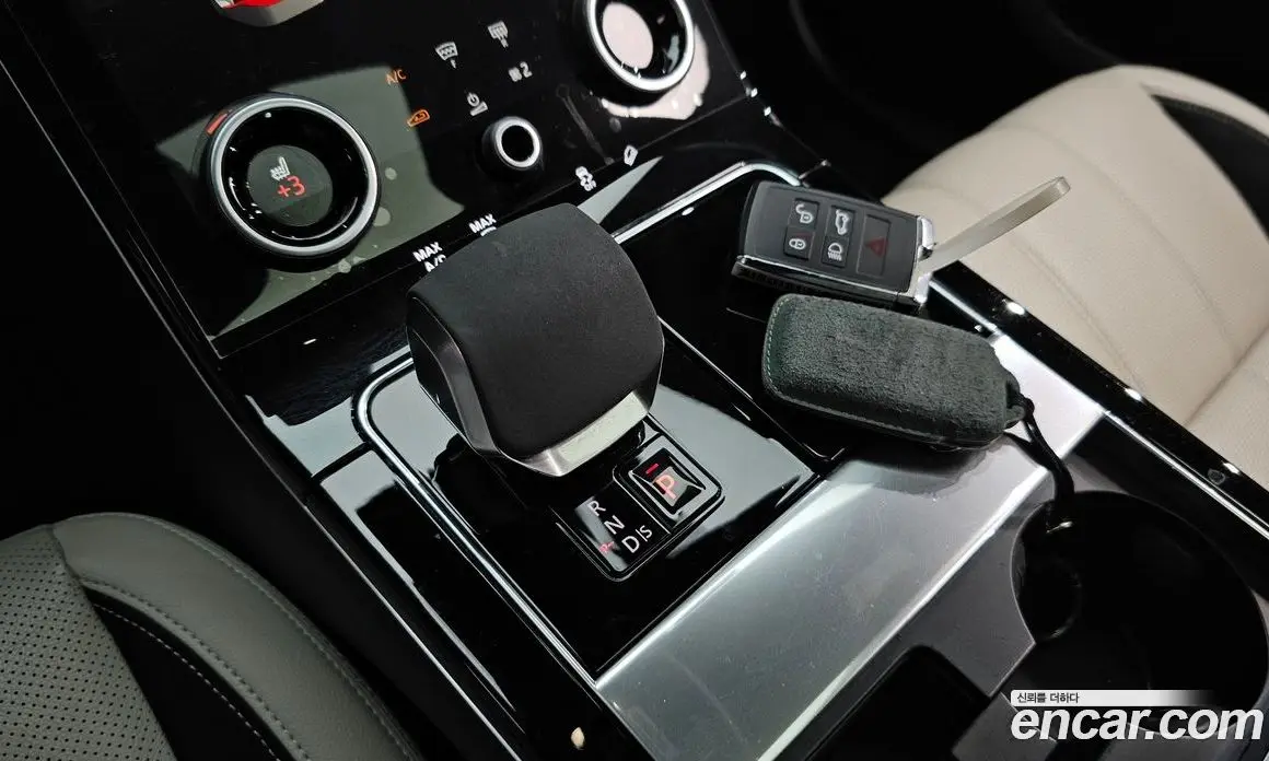 Land Rover Range Rover Velar 2023 2.0 автомат (гидро), фото 9 Land Rover Range Rover Velar 2023 2.0 автомат (гидро), фото 9