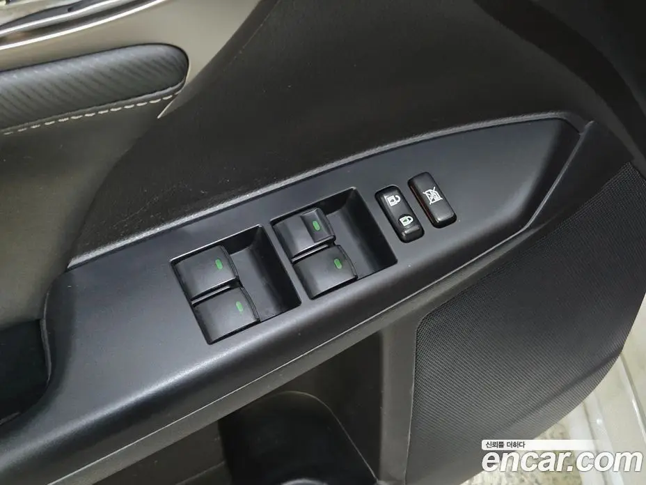 Lexus CT200h 2015 1.8 автомат (гидро), фото 15 Lexus CT200h 2015 1.8 автомат (гидро), фото 15