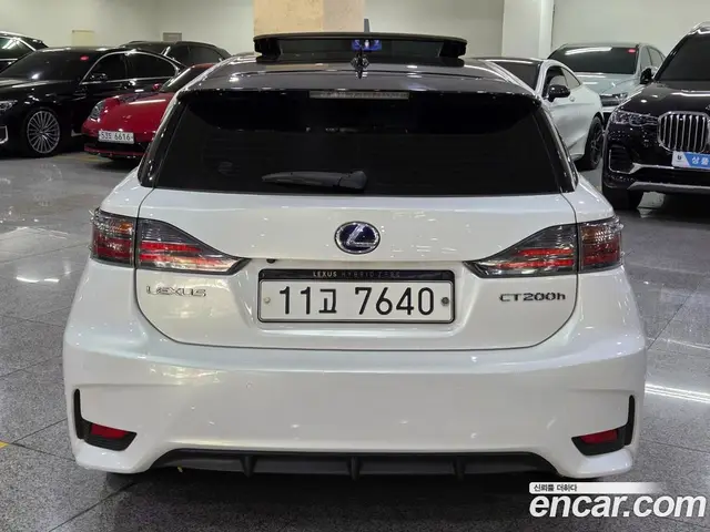 Lexus CT200h 2015 1.8 автомат (гидро), миниатюра 4 Lexus CT200h 2015 1.8 автомат (гидро), миниатюра 4