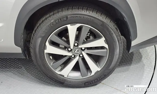 Lexus NX 2018 2.5 автомат (гидро), миниатюра 7 Lexus NX 2018 2.5 автомат (гидро), миниатюра 7