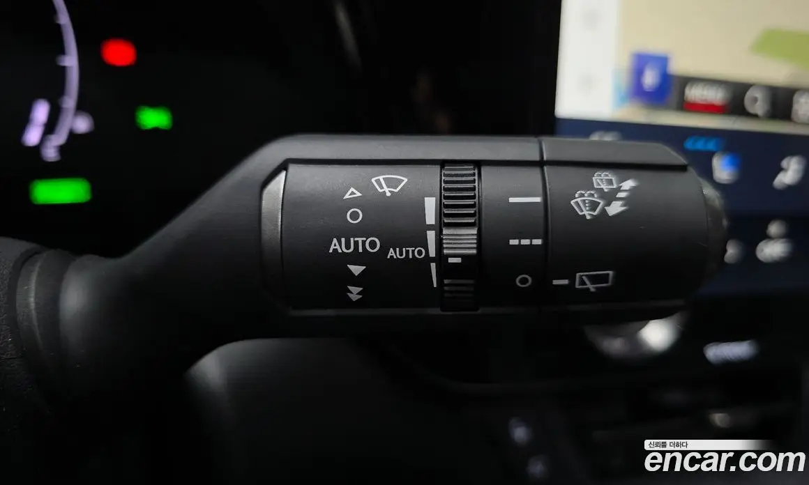 Lexus NX 2024 2.5 автомат (гидро), фото 28 Lexus NX 2024 2.5 автомат (гидро), фото 28