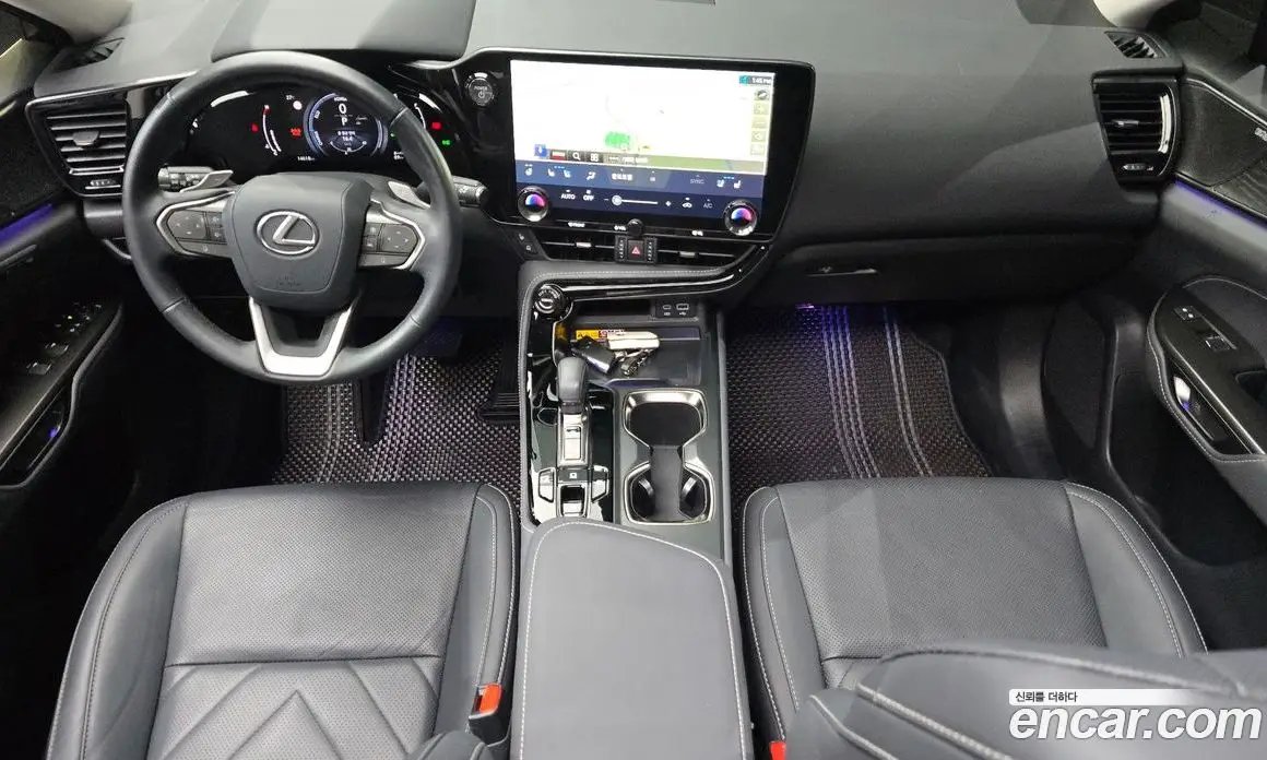 Lexus NX 2024 2.5 автомат (гидро), фото 10 Lexus NX 2024 2.5 автомат (гидро), фото 10