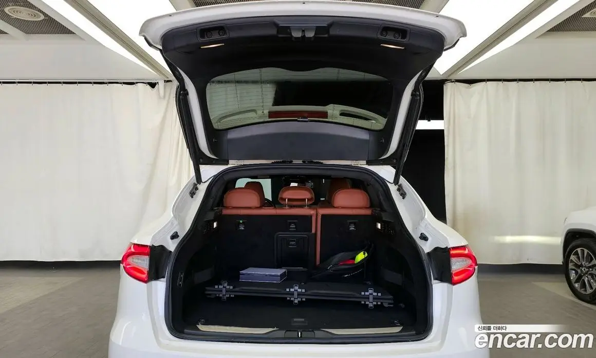 Maserati Levante 2019 3.0 автомат (гидро), фото 26 Maserati Levante 2019 3.0 автомат (гидро), фото 26