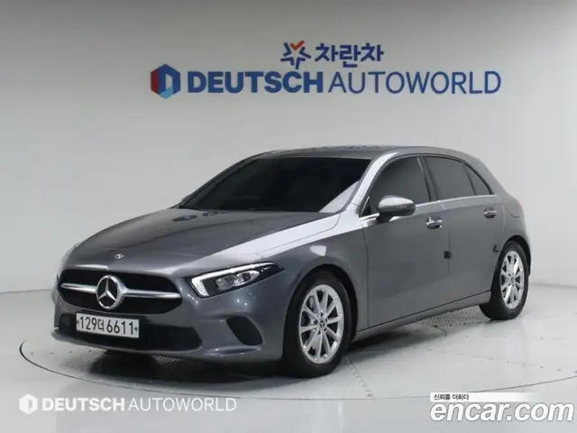 Mercedes-Benz A-Class 2020 2.0 автомат (гидро), миниатюра 1 Mercedes-Benz A-Class 2020 2.0 автомат (гидро), миниатюра 1