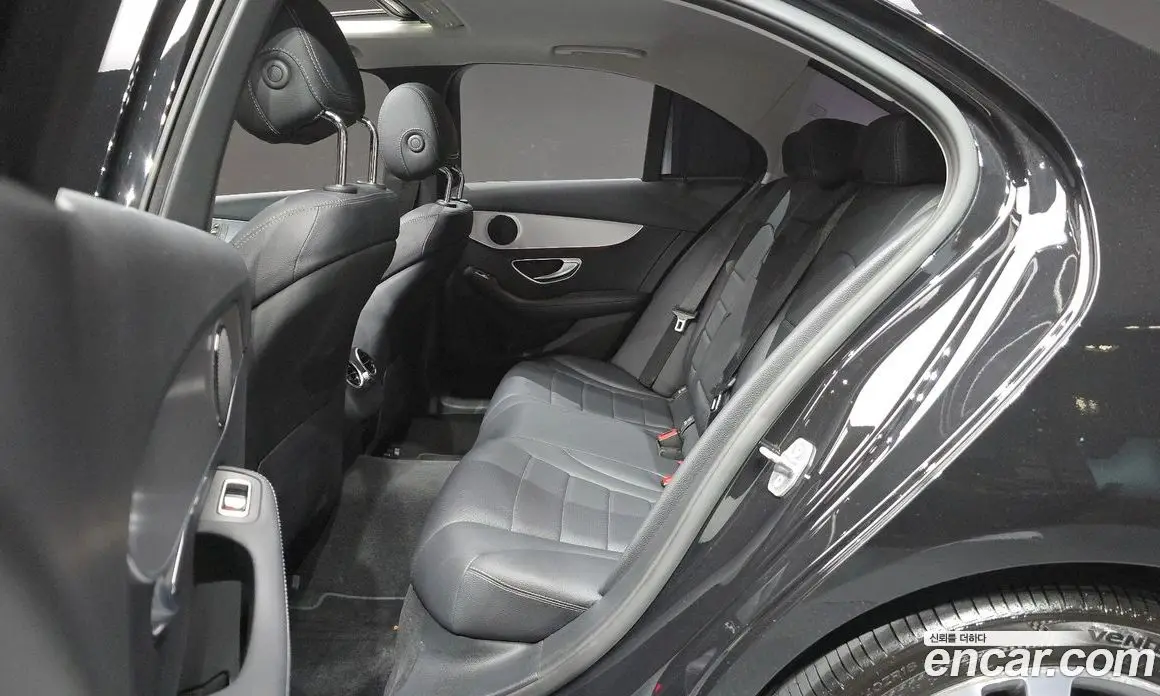 Mercedes-Benz C-Class 2017 2.1 автомат (гидро), фото 18 Mercedes-Benz C-Class 2017 2.1 автомат (гидро), фото 18
