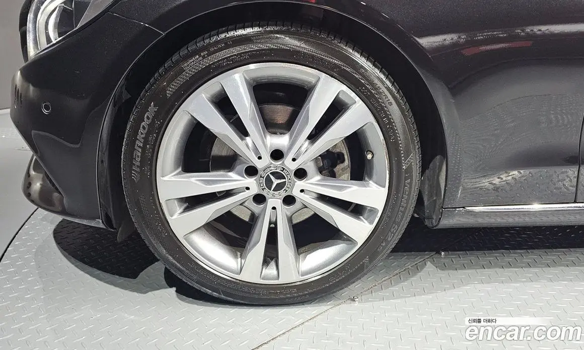 Mercedes-Benz C-Class 2017 2.1 автомат (гидро), фото 5 Mercedes-Benz C-Class 2017 2.1 автомат (гидро), фото 5