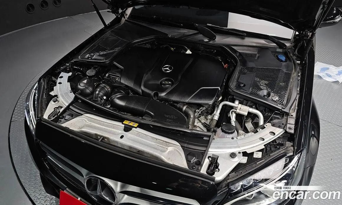 Mercedes-Benz C-Class 2017 2.1 автомат (гидро), фото 6 Mercedes-Benz C-Class 2017 2.1 автомат (гидро), фото 6