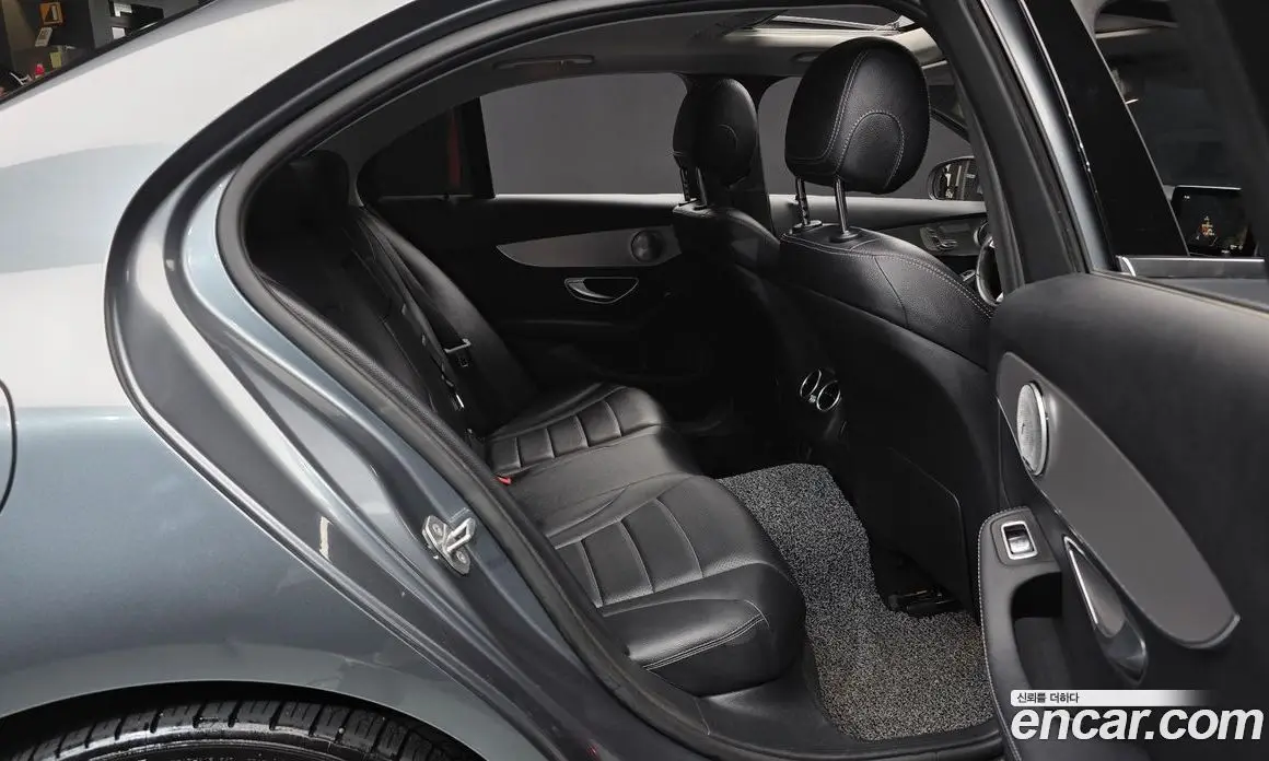 Mercedes-Benz C-Class 2017 2.1 автомат (гидро), фото 17 Mercedes-Benz C-Class 2017 2.1 автомат (гидро), фото 17