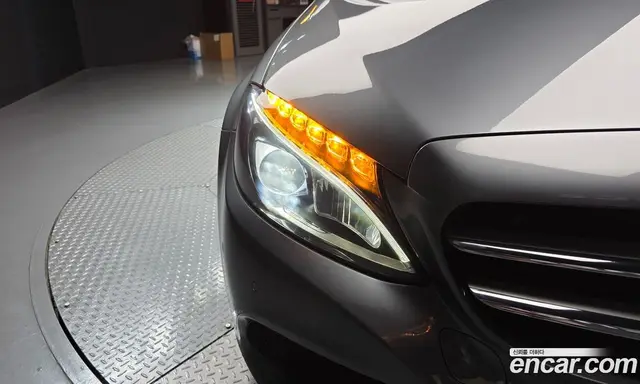 Mercedes-Benz C-Class 2017 2.1 автомат (гидро), миниатюра 8 Mercedes-Benz C-Class 2017 2.1 автомат (гидро), миниатюра 8