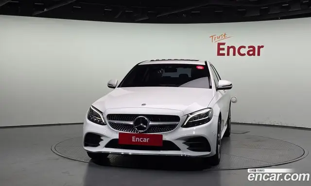 Mercedes-Benz C-Class 2019 1.9 автомат (гидро), миниатюра 3