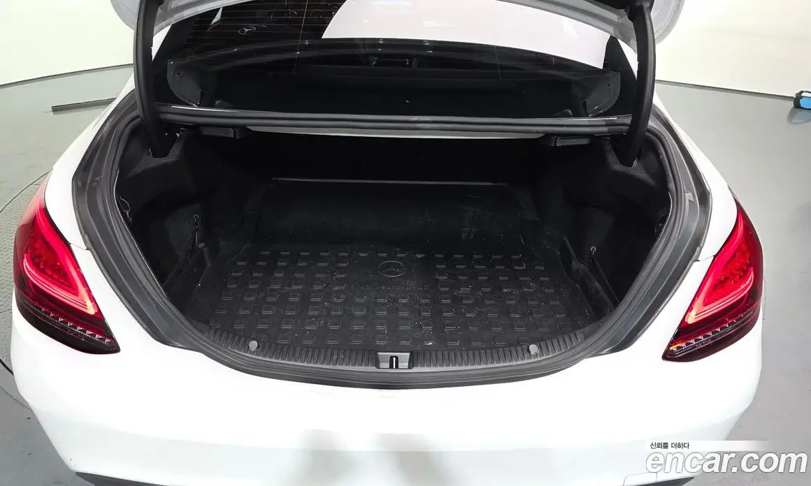 Mercedes-Benz C-Class 2019 1.9 автомат (гидро), фото 24