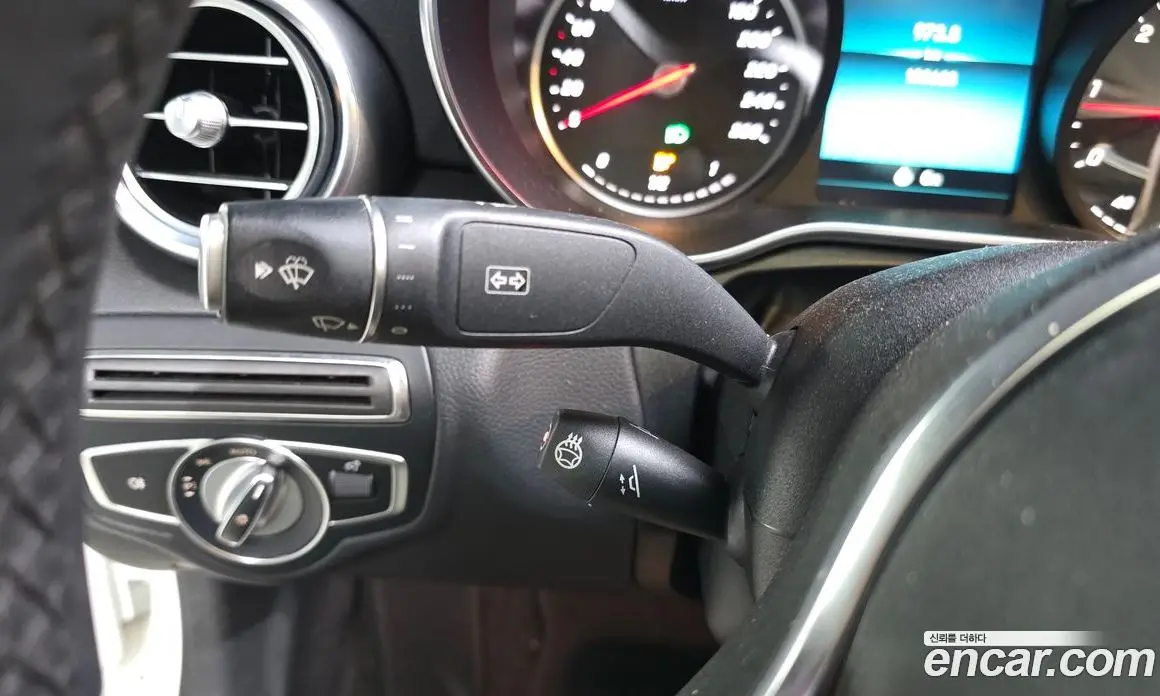 Mercedes-Benz C-Class 2019 1.9 автомат (гидро), фото 27