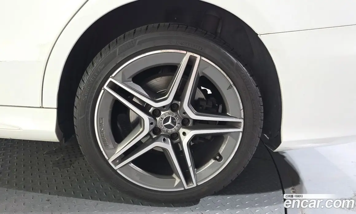 Mercedes-Benz C-Class 2019 1.9 автомат (гидро), фото 5