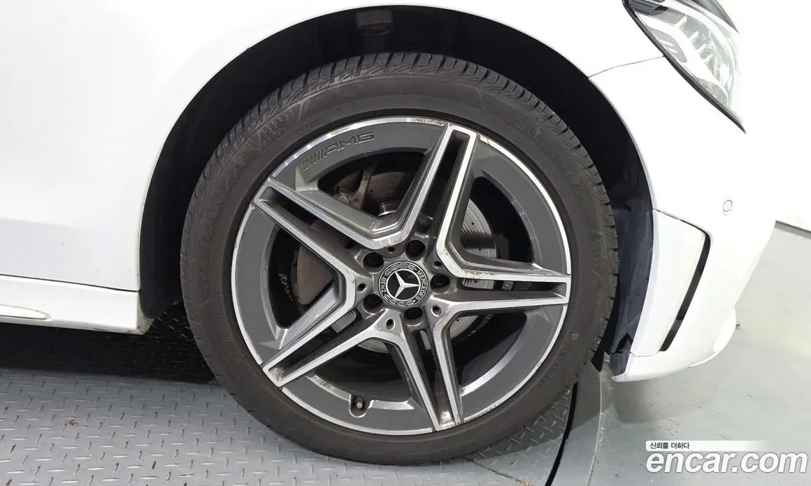 Mercedes-Benz C-Class 2019 1.9 автомат (гидро), фото 7
