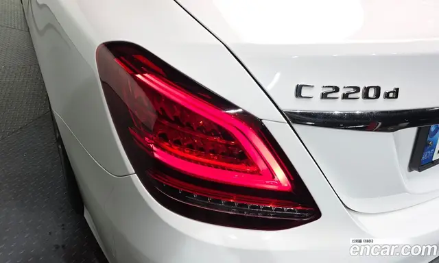 Mercedes-Benz C-Class 2019 1.9 автомат (гидро), миниатюра 9