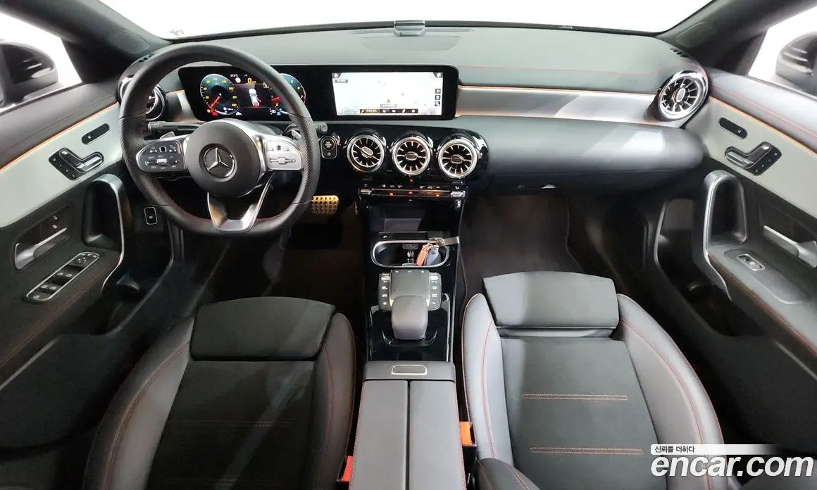Mercedes-Benz CLA-Class 2022 2.0 автомат (гидро), фото 10 Mercedes-Benz CLA-Class 2022 2.0 автомат (гидро), фото 10