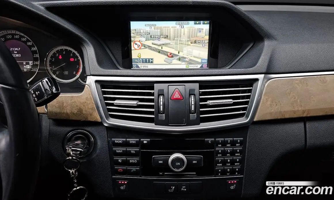 Mercedes-Benz E-Class 2010 3.5 автомат (гидро), фото 14