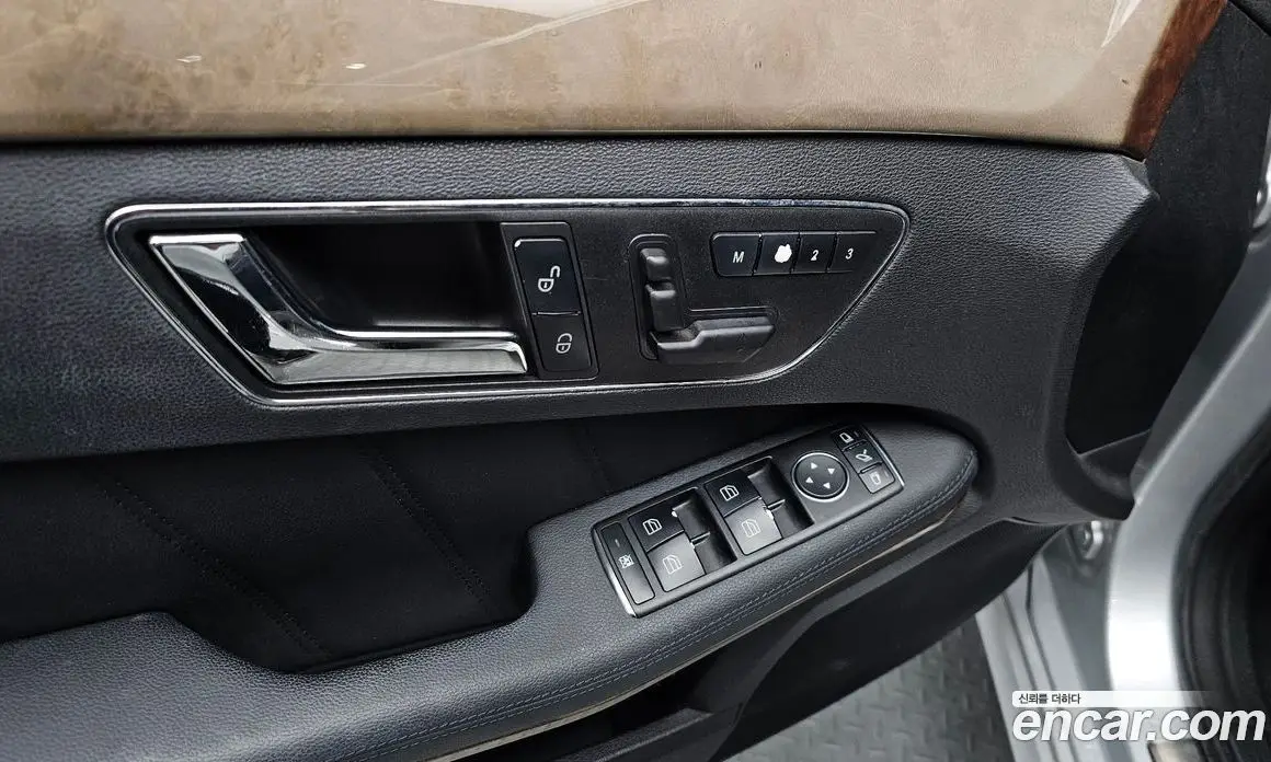 Mercedes-Benz E-Class 2010 3.5 автомат (гидро), фото 17