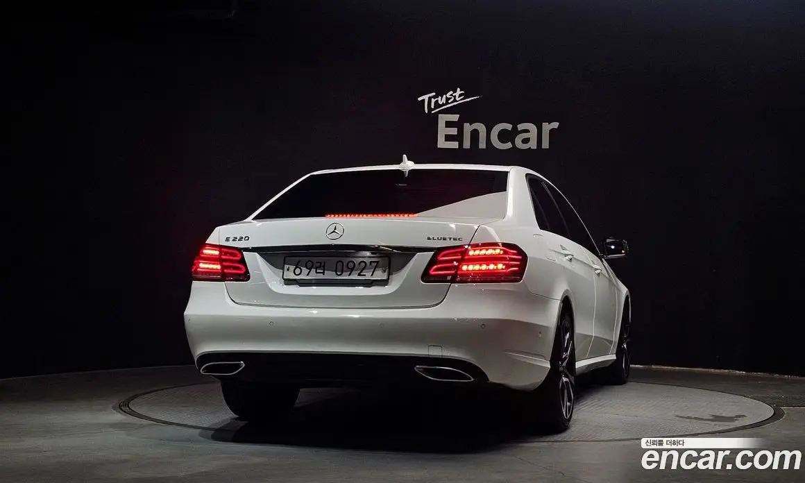 Mercedes-Benz E-Class 2015 2.1 автомат (гидро), фото 4