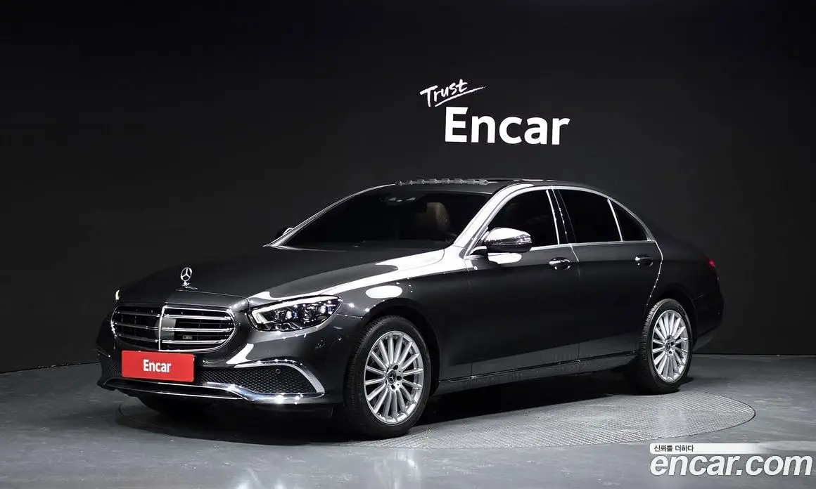 Mercedes-Benz E-Class 2021 2.0 автомат (гидро), фото 1 Mercedes-Benz E-Class 2021 2.0 автомат (гидро), фото 1
