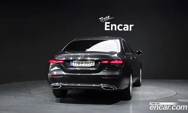 Mercedes-Benz E-Class 2021 2.0 автомат (гидро), миниатюра 4 Mercedes-Benz E-Class 2021 2.0 автомат (гидро), миниатюра 4