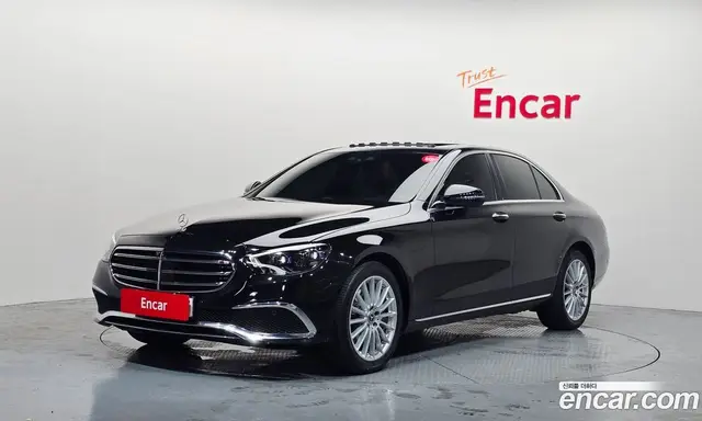 Mercedes-Benz E-Class 2022 2.0 автомат (гидро), миниатюра 1 Mercedes-Benz E-Class 2022 2.0 автомат (гидро), миниатюра 1