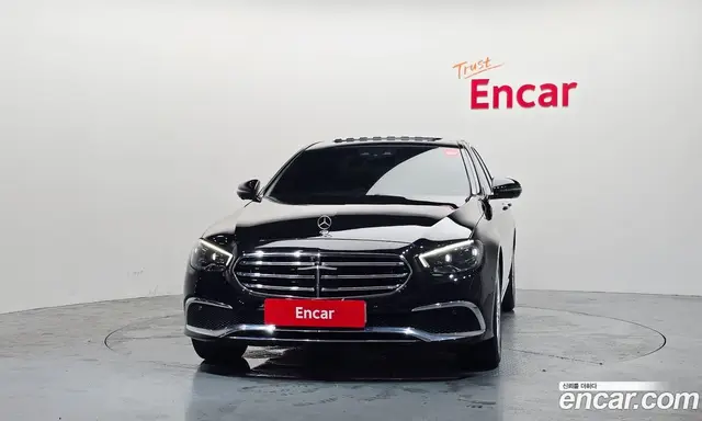 Mercedes-Benz E-Class 2022 2.0 автомат (гидро), миниатюра 3 Mercedes-Benz E-Class 2022 2.0 автомат (гидро), миниатюра 3
