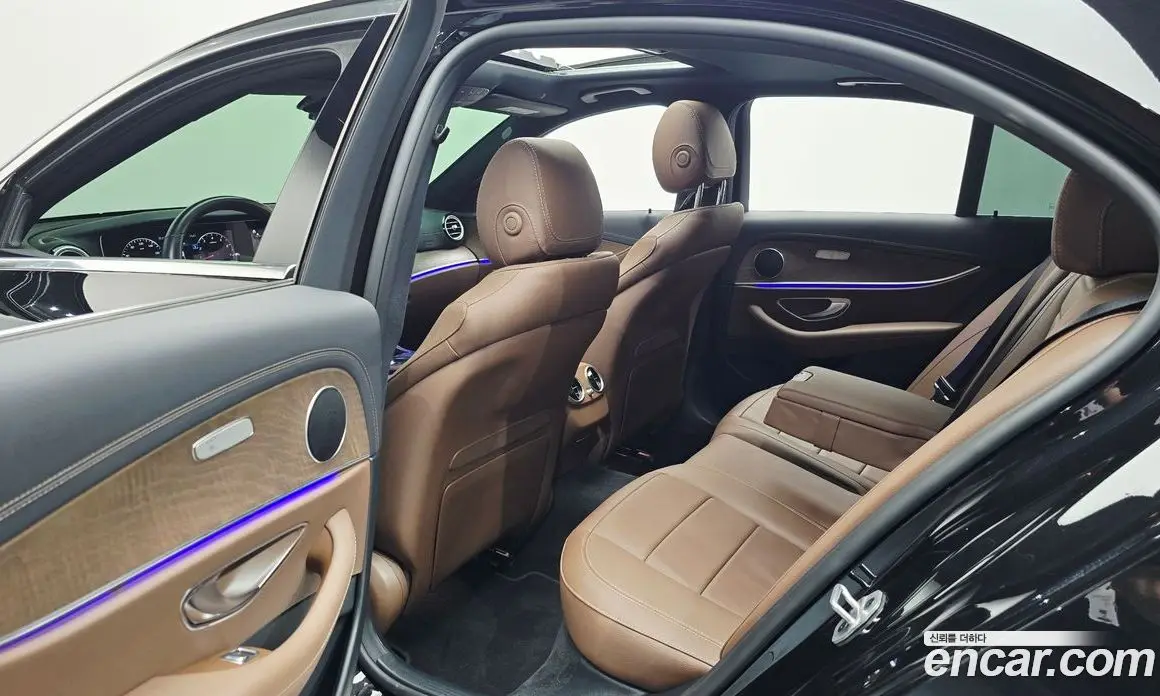 Mercedes-Benz E-Class 2022 2.0 автомат (гидро), фото 24 Mercedes-Benz E-Class 2022 2.0 автомат (гидро), фото 24
