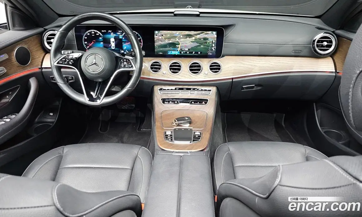 Mercedes-Benz E-Class 2023 2.0 автомат (гидро), фото 10 Mercedes-Benz E-Class 2023 2.0 автомат (гидро), фото 10