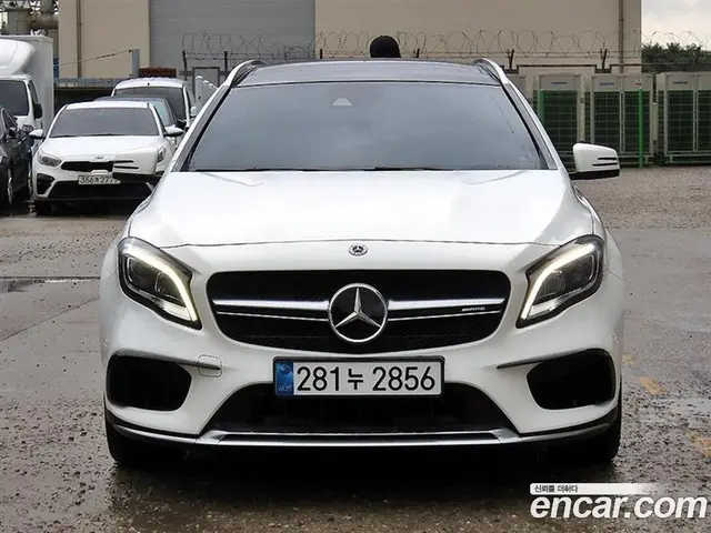 Mercedes-Benz GLA-Class 2019 2.0 автомат (гидро), миниатюра 2 Mercedes-Benz GLA-Class 2019 2.0 автомат (гидро), миниатюра 2