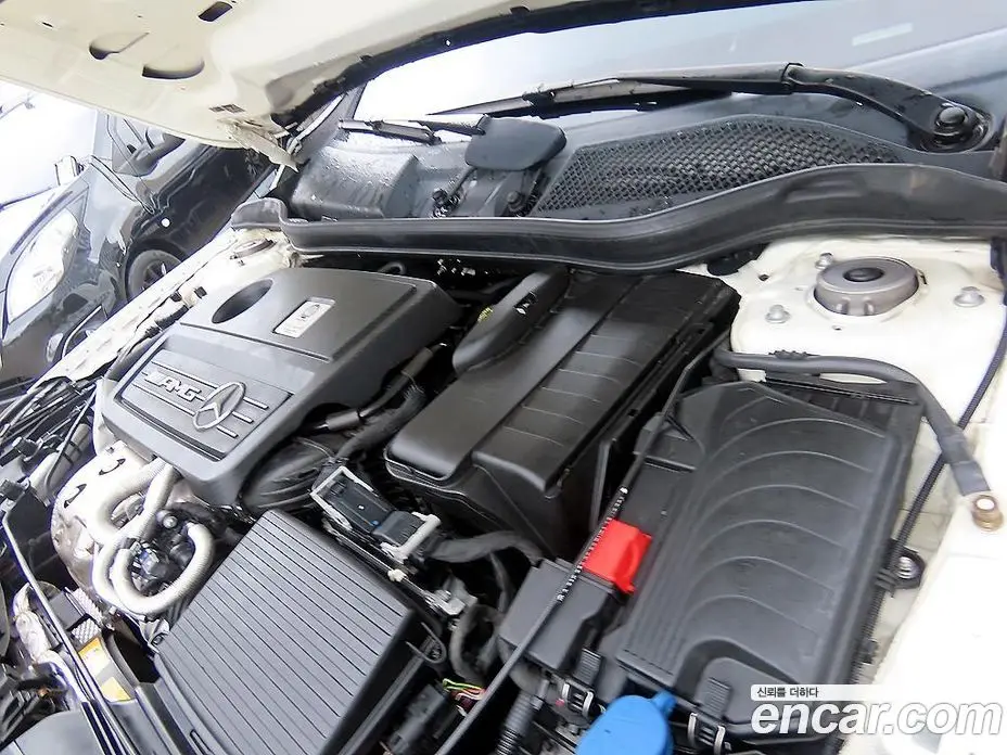 Mercedes-Benz GLA-Class 2019 2.0 автомат (гидро), фото 19 Mercedes-Benz GLA-Class 2019 2.0 автомат (гидро), фото 19