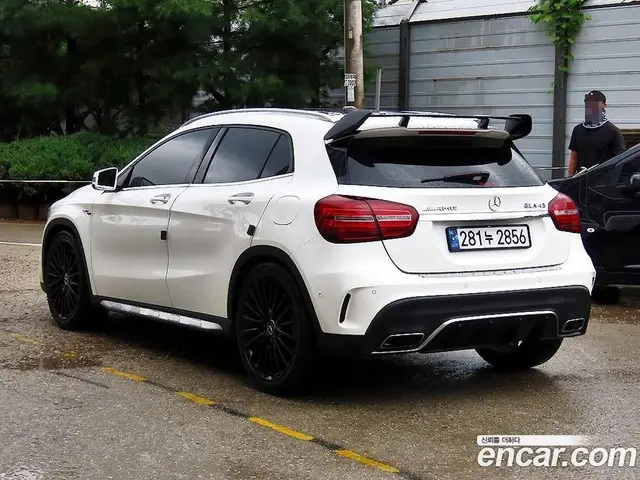 Mercedes-Benz GLA-Class 2019 2.0 автомат (гидро), миниатюра 3 Mercedes-Benz GLA-Class 2019 2.0 автомат (гидро), миниатюра 3