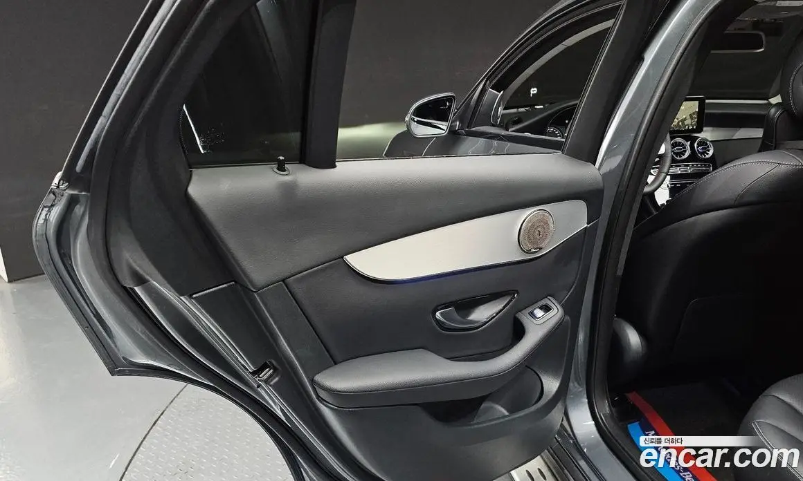 Mercedes-Benz GLC-Class 2018 2.1 автомат (гидро), фото 14 Mercedes-Benz GLC-Class 2018 2.1 автомат (гидро), фото 14