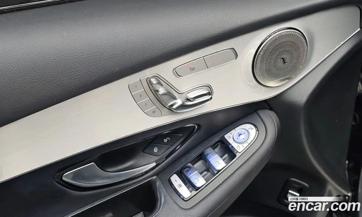 Mercedes-Benz GLC-Class 2018 2.1 автомат (гидро), фото 27 Mercedes-Benz GLC-Class 2018 2.1 автомат (гидро), фото 27