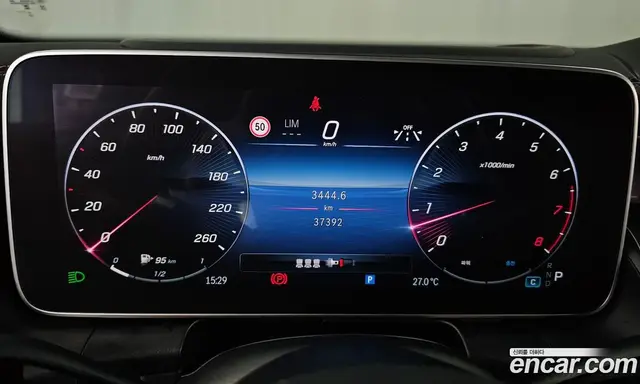 Mercedes-Benz GLC-Class 2024 2.0 автомат (гидро), миниатюра 11