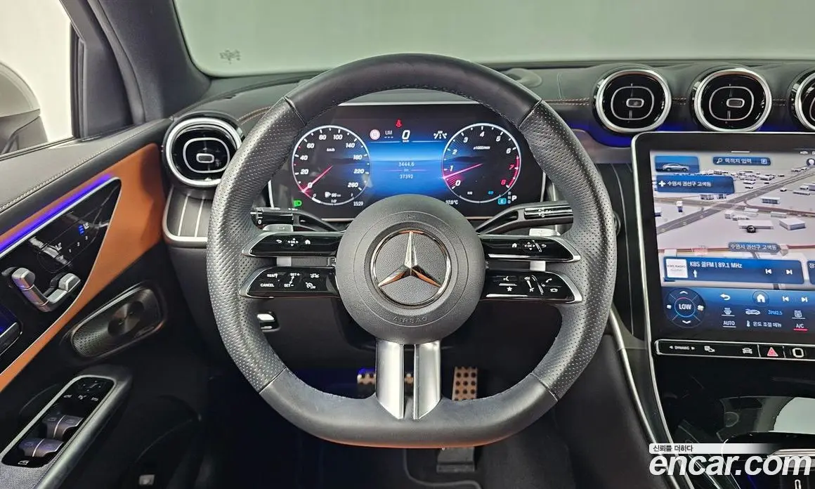 Mercedes-Benz GLC-Class 2024 2.0 автомат (гидро), фото 19