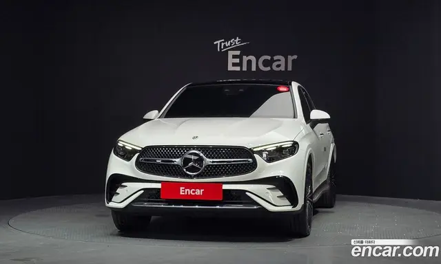 Mercedes-Benz GLC-Class 2024 2.0 автомат (гидро), миниатюра 3