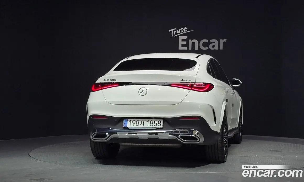 Mercedes-Benz GLC-Class 2024 2.0 автомат (гидро), фото 4