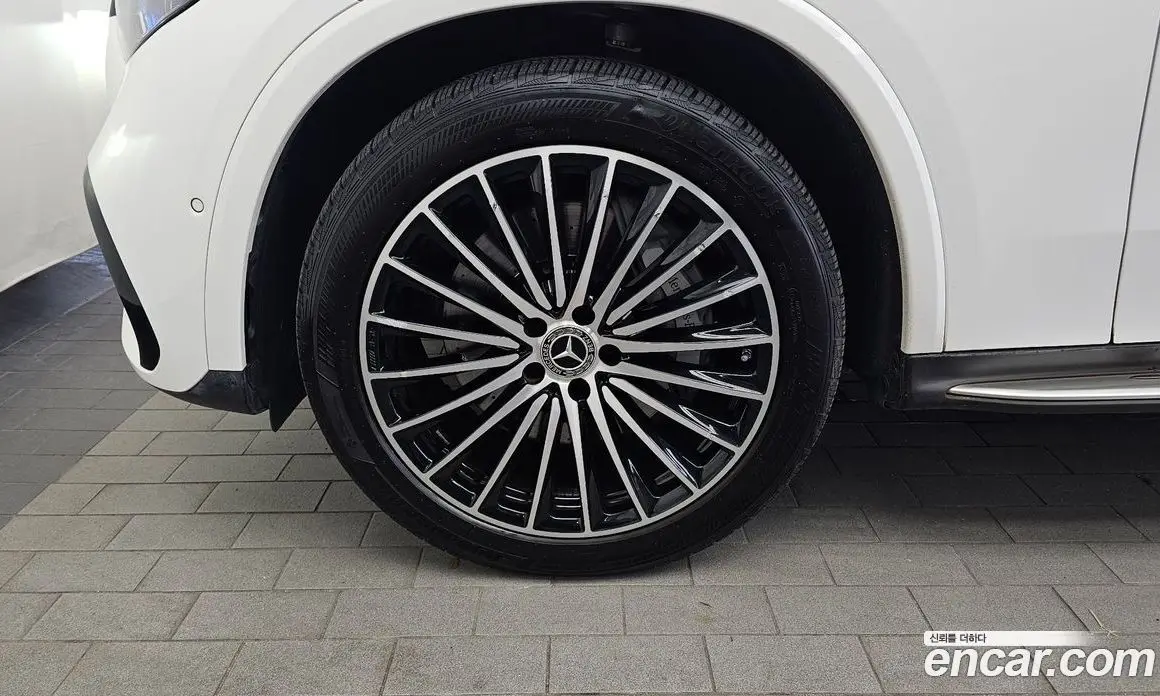 Mercedes-Benz GLC-Class 2024 2.0 автомат (гидро), фото 5