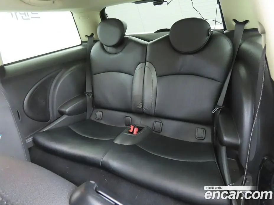 Mini Cooper 2012 2.0 автомат (гидро), фото 6 Mini Cooper 2012 2.0 автомат (гидро), фото 6