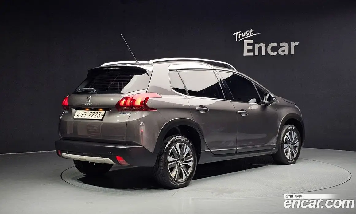 Peugeot 2008 2017 1.6 автомат (гидро), фото 2 Peugeot 2008 2017 1.6 автомат (гидро), фото 2