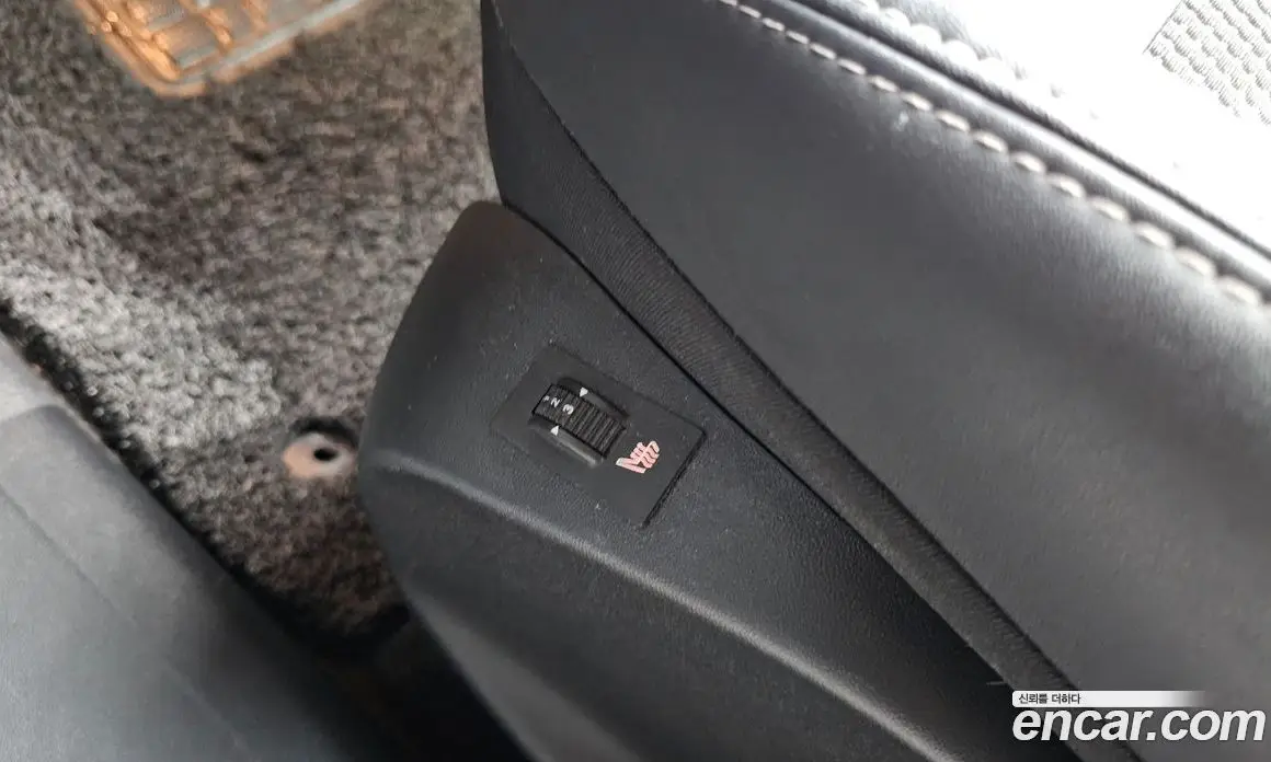 Peugeot 2008 2017 1.6 автомат (гидро), фото 13 Peugeot 2008 2017 1.6 автомат (гидро), фото 13