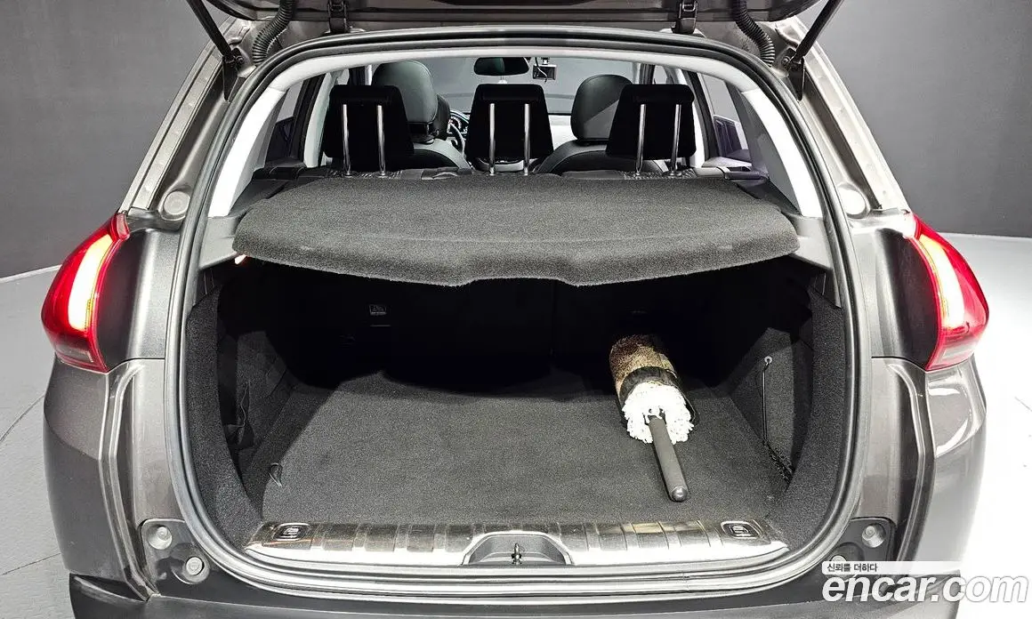 Peugeot 2008 2017 1.6 автомат (гидро), фото 20 Peugeot 2008 2017 1.6 автомат (гидро), фото 20