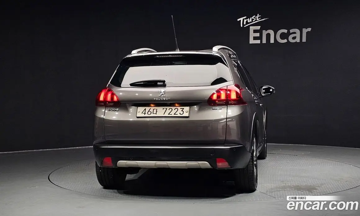 Peugeot 2008 2017 1.6 автомат (гидро), фото 4 Peugeot 2008 2017 1.6 автомат (гидро), фото 4