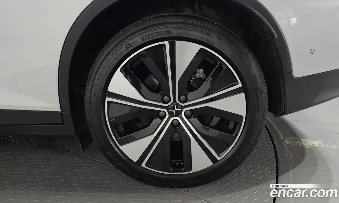 Polestar Polestar 2 2023 0.2 автомат (гидро), фото 7 Polestar Polestar 2 2023 0.2 автомат (гидро), фото 7